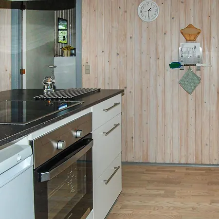 Cozy In With Kitchen Holiday home