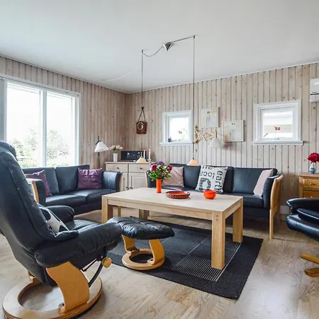 Cozy In With Kitchen Holiday home *